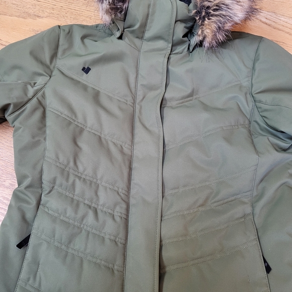 Obermeyer Tuscany II Ski Jacket Size 8 Green Puffer Insulated Faux Fur Hood - Picture 5 of 16